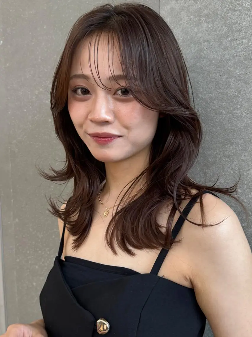 セミロング カラー カット ヘアカラー トリートメント ヘアセット レイヤー＆カラー 人気美容師倉崎涼のヘアスタイル