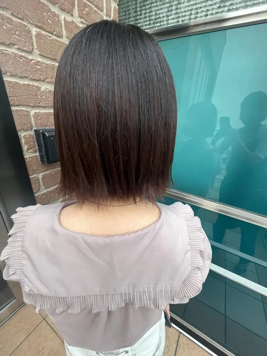 ミディアム カラー パーマ ヘアアレンジ メンズ キッズ ネイル マツエク・マツパ アイブロウ ミディアムパーマ メンズパーマ ブラウンカラー ケアカラー 透明感カラー 久木原 ゆりのヘアスタイル
