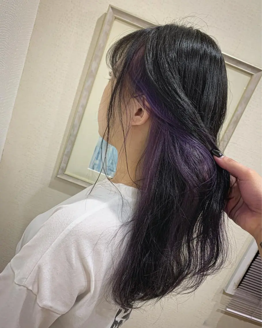ロング カラー イヤリングカラー パープルカラー 井上 花音のヘアスタイル