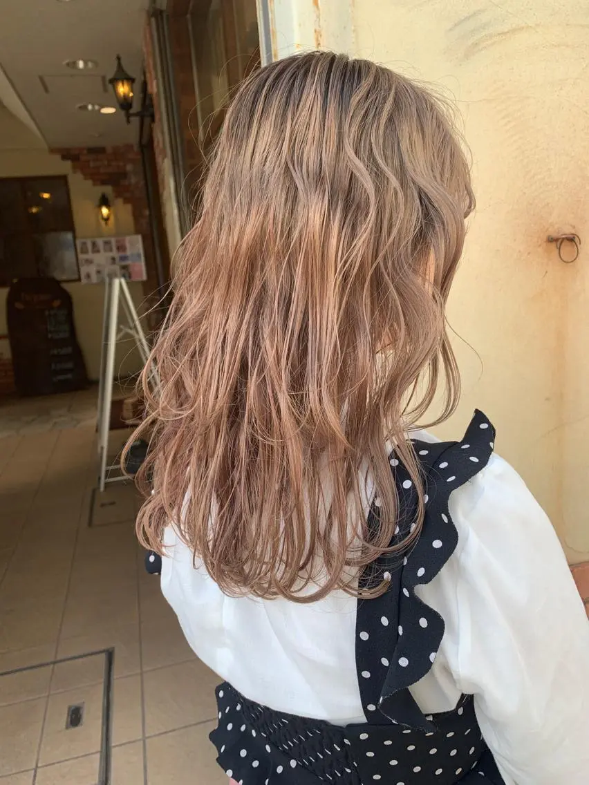 ロング カラー 髪質改善 艶髪🔵フセナオヤのヘアスタイル