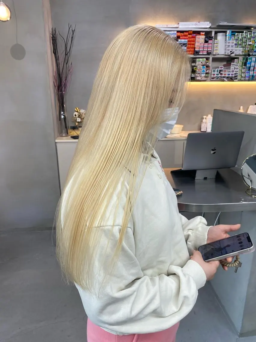 ロング カラー 前橋 姫奈のヘアスタイル