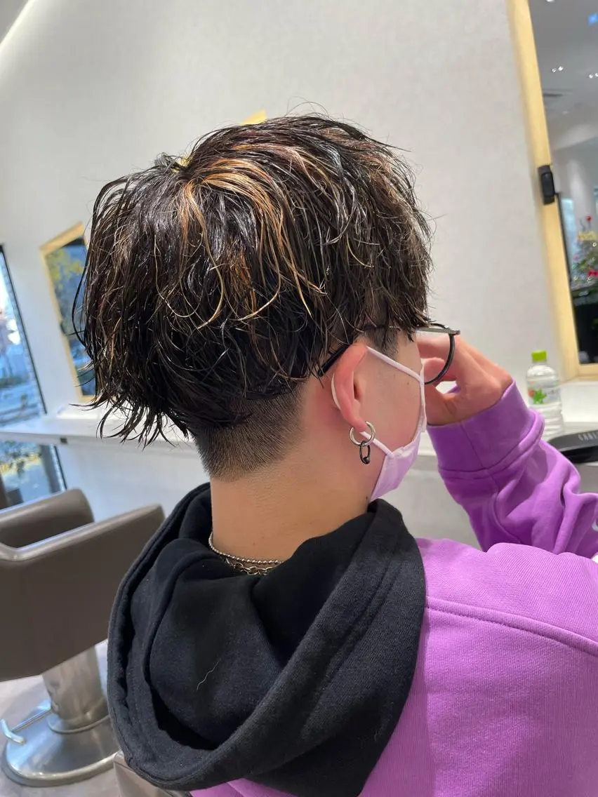 ショート カラー パーマ メンズ メンズメッシュ メンズパーマ メッシュ カット ヘアカラー パーマ メンズ特化/今池駅 徒歩1分/岡本一真のヘアスタイル