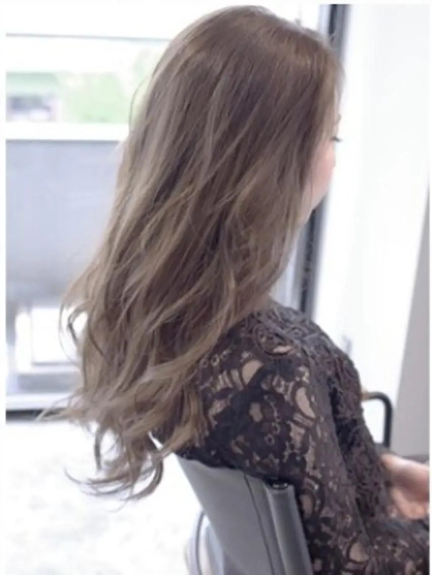 ロング 外国人風カラー カラーモデル🦋 透明感カラーYutaのヘアスタイル