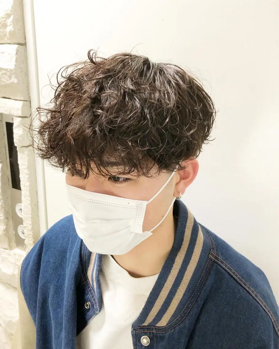 パーマ ヘアアレンジ メンズ 波巻きパーマ カット パーマ トリートメント ヘアセット メンズ特化✂️栗原 侑也のヘアスタイル