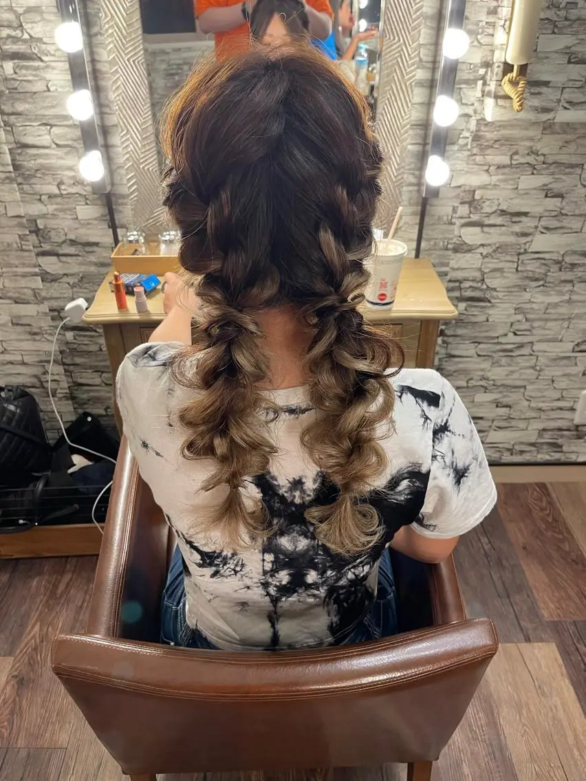 セミロング ヘアアレンジ hair make Lucciのヘアスタイル