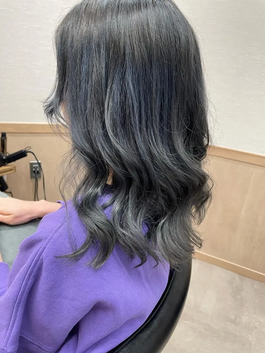 セミロング カット ヘアカラー miho 🌼🌼🌼のヘアスタイル