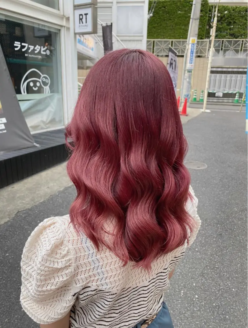 セミロング 🤍ムラ修正ブリーチ 🤍原宿/YUUのヘアスタイル