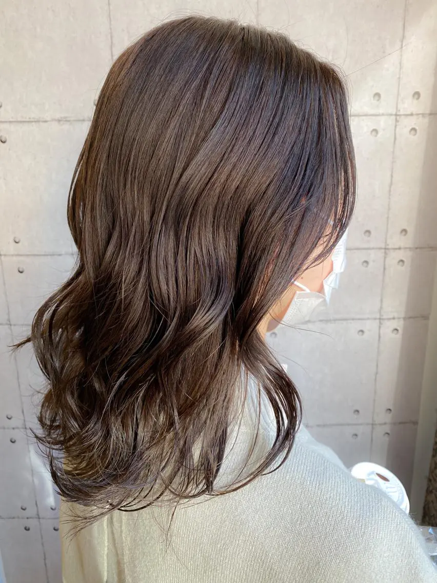 セミロング アッシュ アッシュブラウン 福元友梨 ディレクター✂️のヘアスタイル