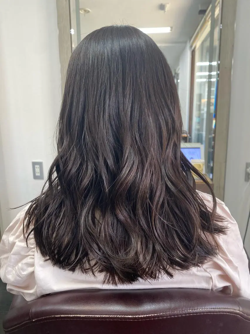 セミロング ヘアカラー トリートメント 月野涼風 /レイヤーカットのヘアスタイル
