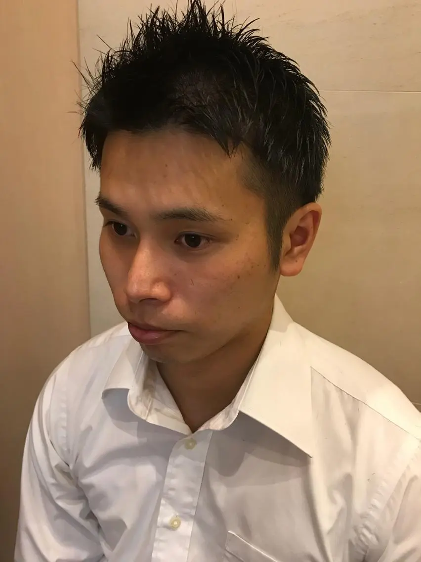 ショート 石川 裕大のヘアスタイル