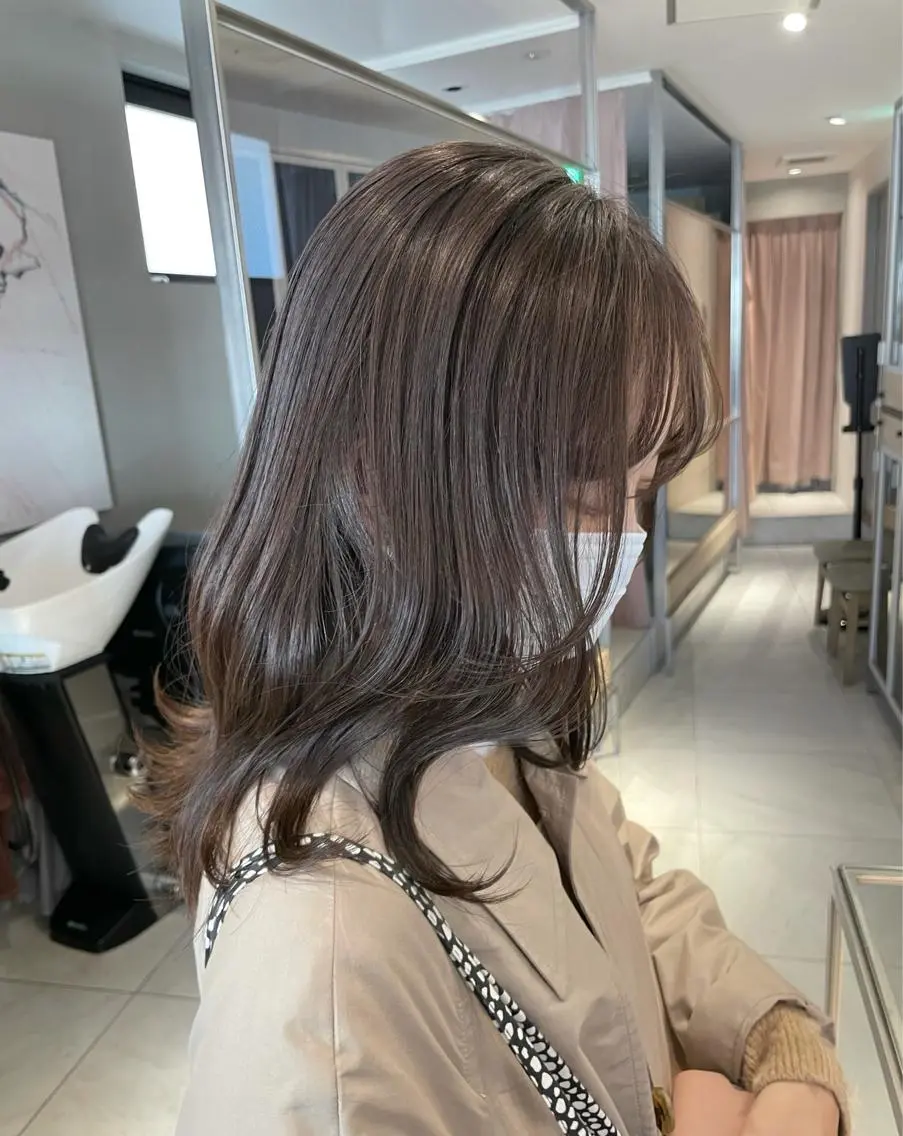 セミロング カラー カット ヘアカラー トリートメント 柔らか透け感カラー 🌿ムロヤリョウスケのヘアスタイル