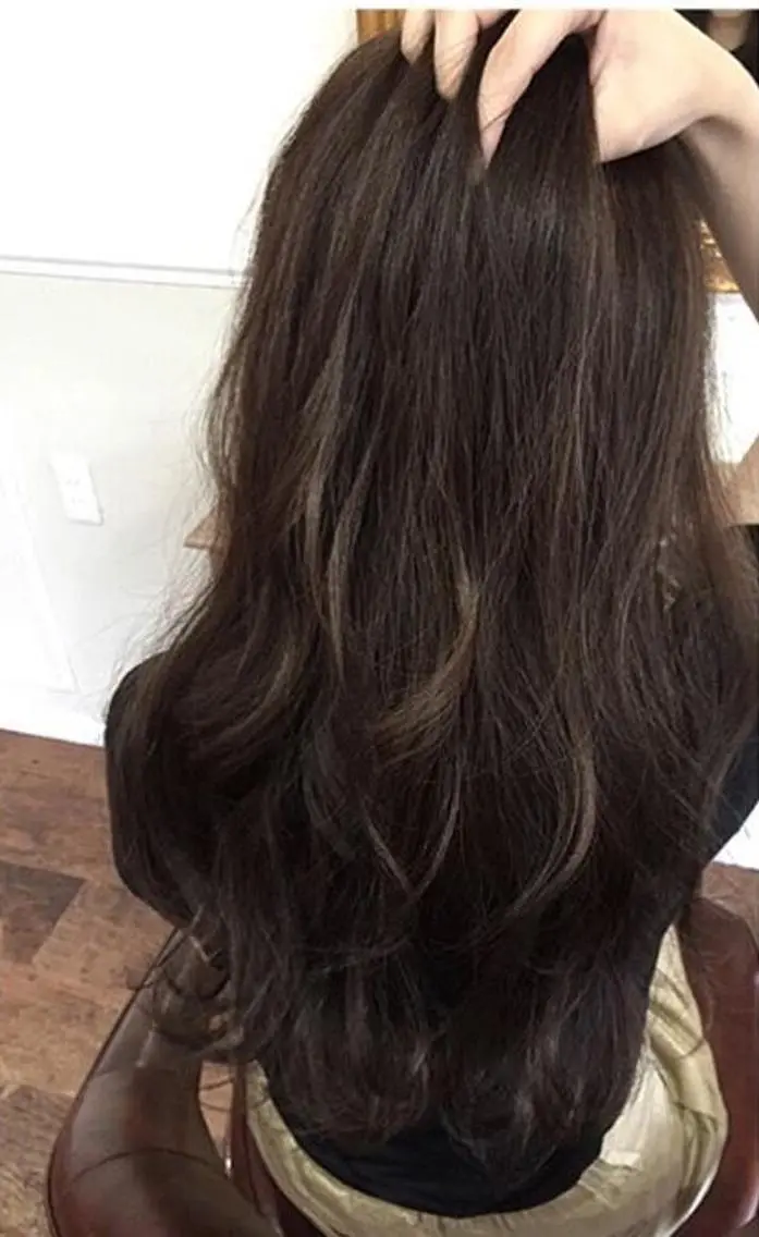 ミディアム セミロング ロング カラー ハイライトカラー ハイライト 松田 由貴のヘアスタイル