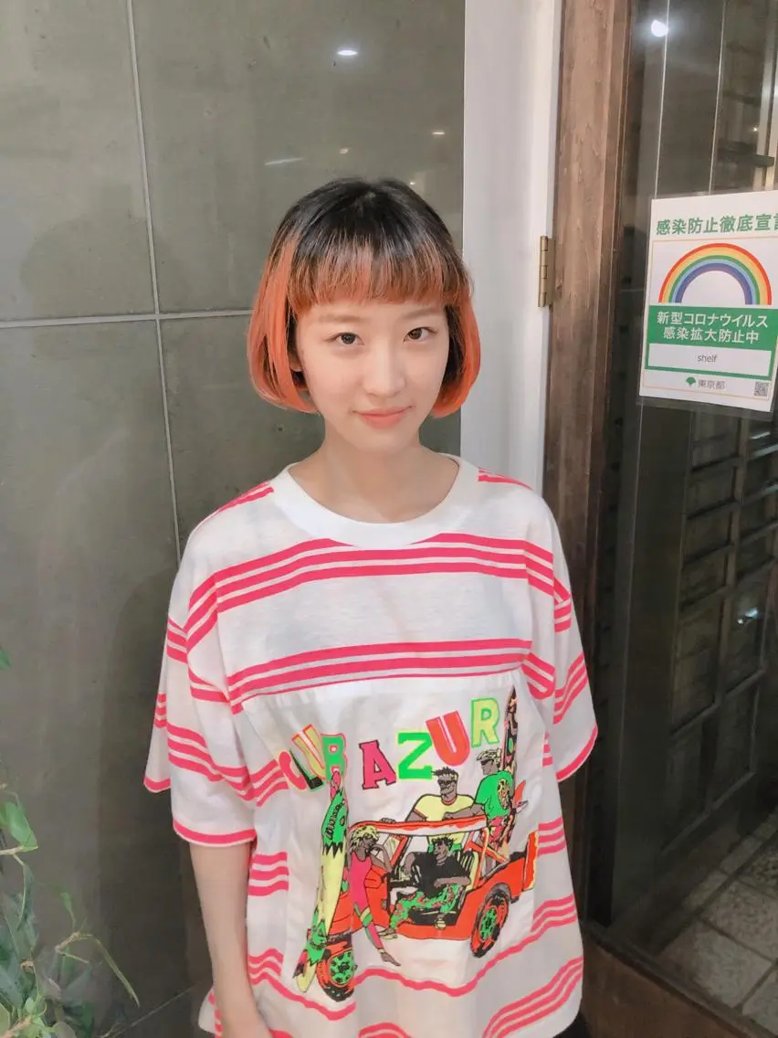 ショート カラー 小泉 亮人のヘアスタイル