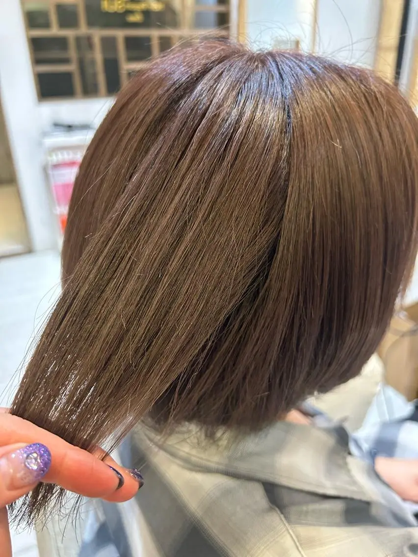 カラー ナチュラルレイヤー |艶髪|AYAKOのヘアスタイル