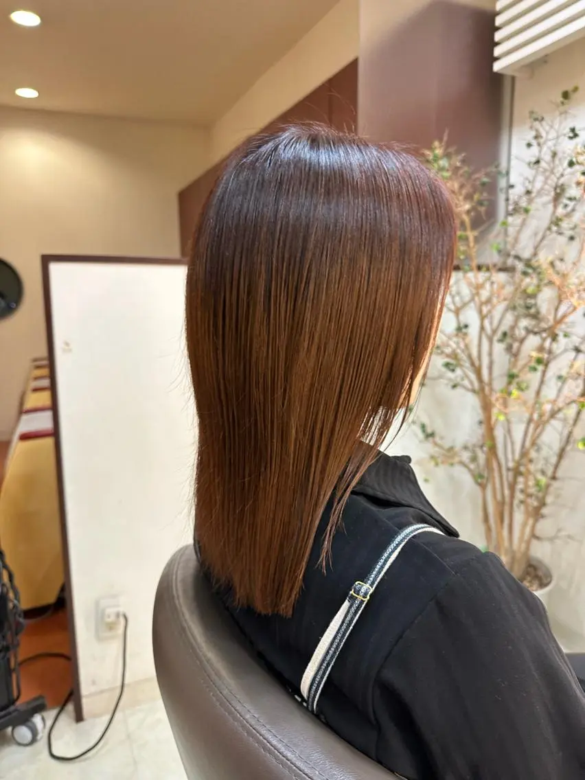 ミディアム カラー and fine ほりのヘアスタイル