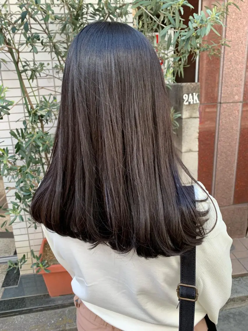 セミロング カラー ヘアアレンジ 透明感カラー 🫧透明感カラー/ ボブ/小笠原汐海🪽のヘアスタイル