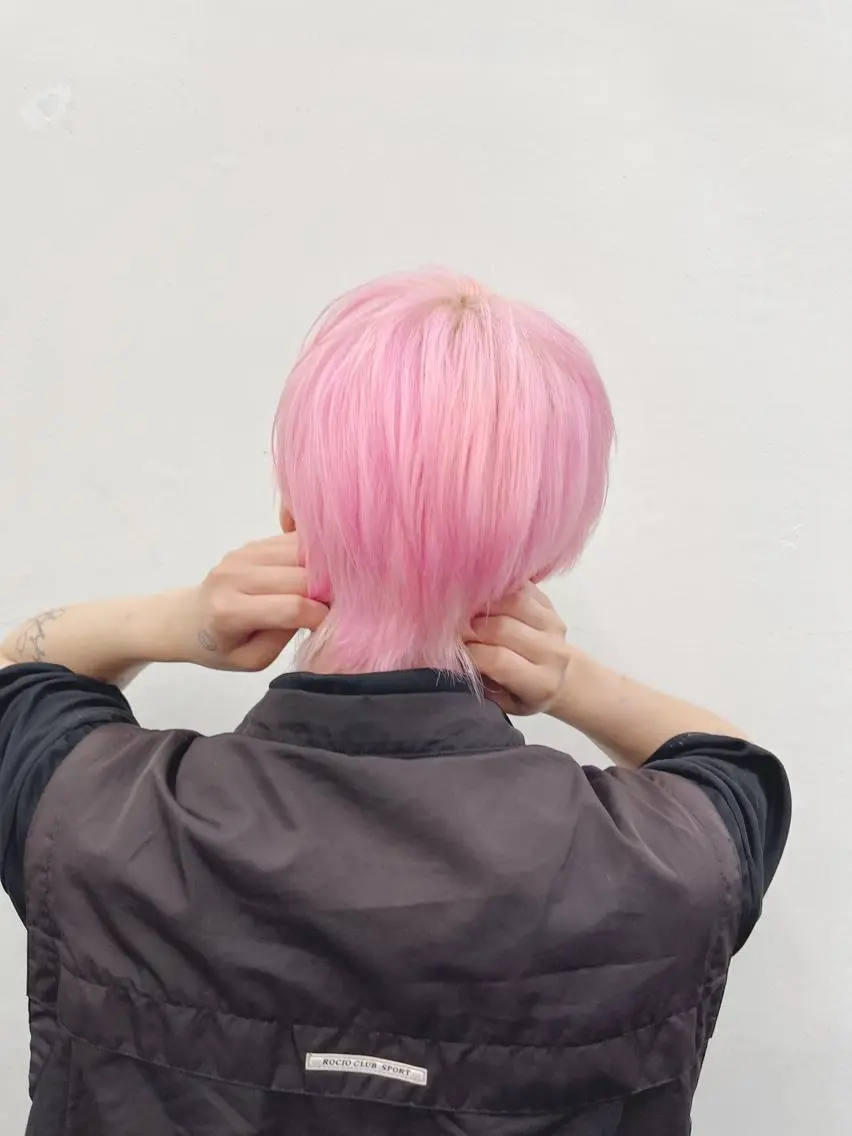 ショート カラー ピンクカラー ホワイトピンク 特別モデル価格 タカシマイッセイのヘアスタイル