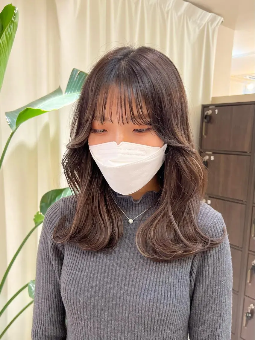 セミロング カラー ハイライトカラー くびれヘア ハイライト 【韓国風くびれヘア】 joule小木曽輝のヘアスタイル
