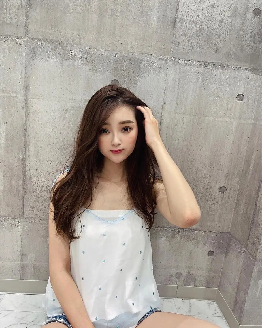 ロング カラー ロング ル，ボー・クール 彌永妙子のヘアスタイル
