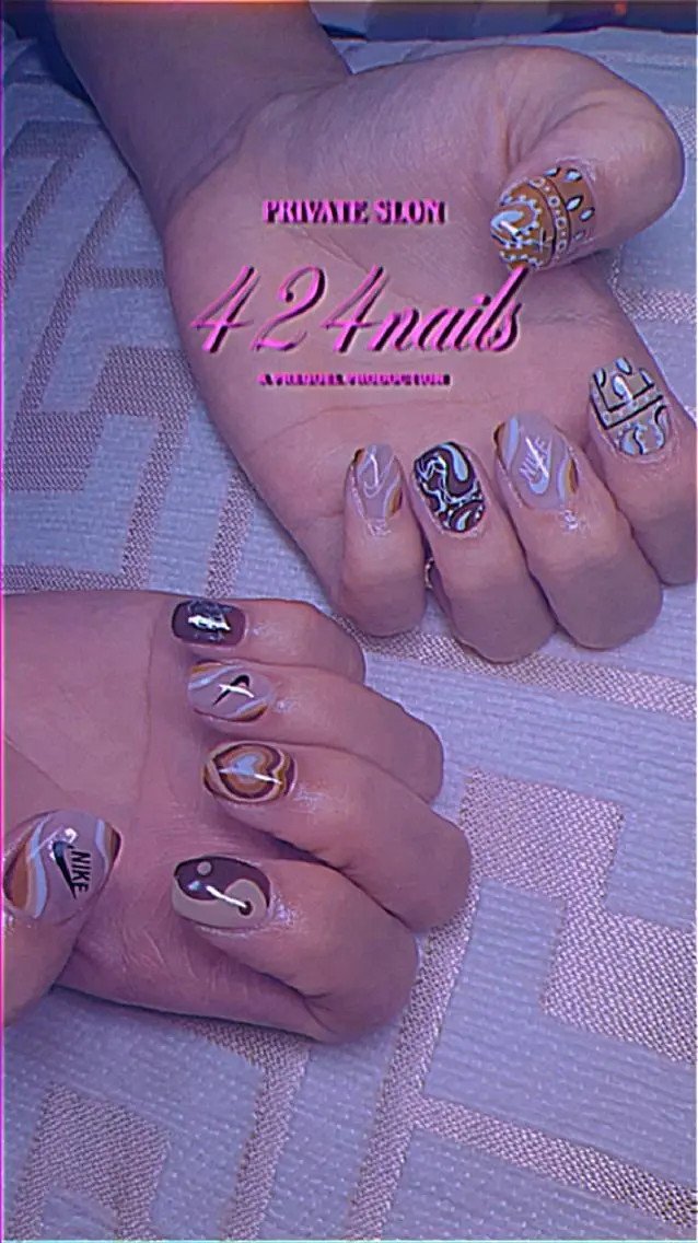 ショート カラー ネイル キッズ メンズ ヘアアレンジ パーマ マツエク・マツパ 424 nailsのネイルデザイン