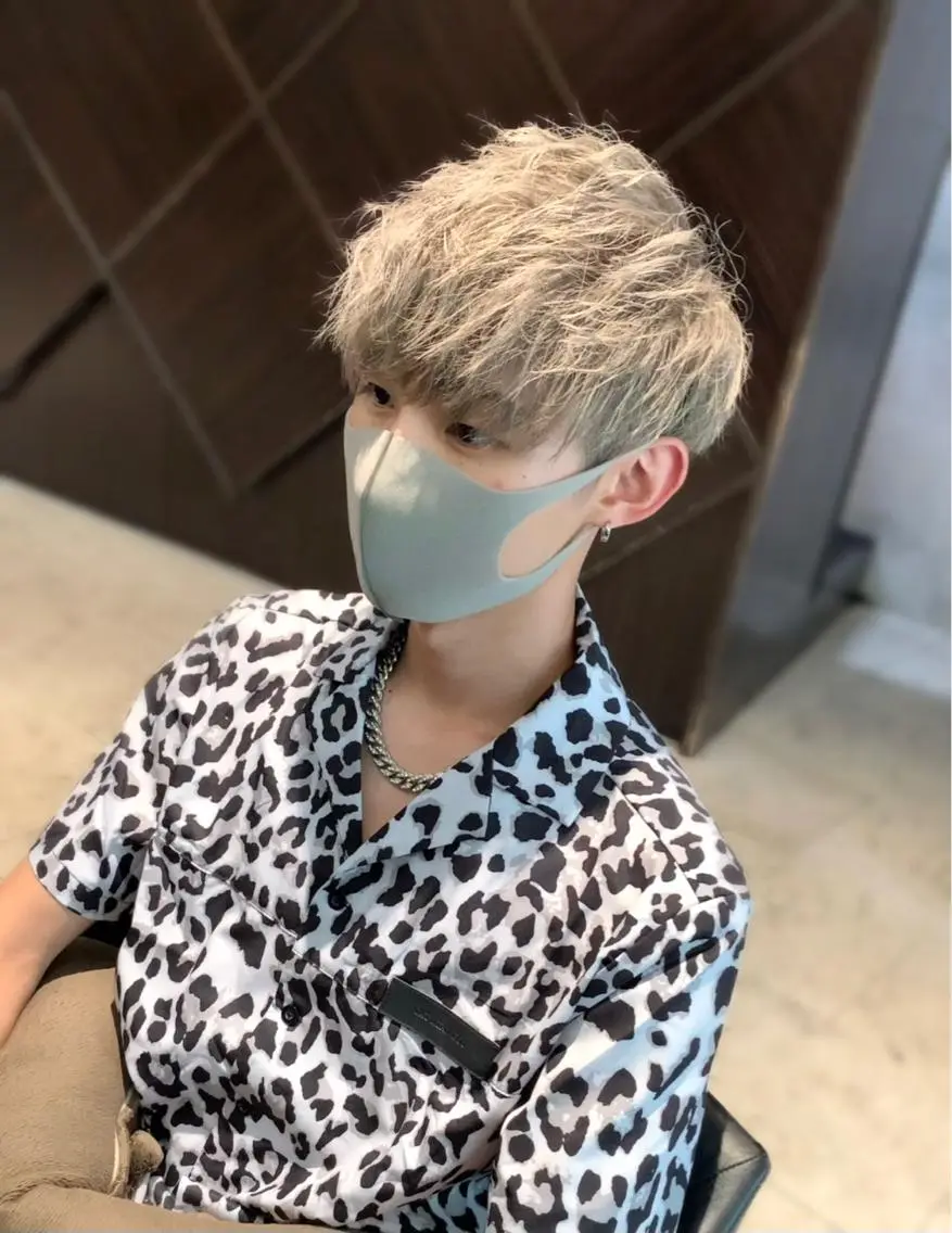 カラー メンズ グレージュ カット ヘアカラー トリートメント メンズ専門 井藤 雅也のヘアスタイル