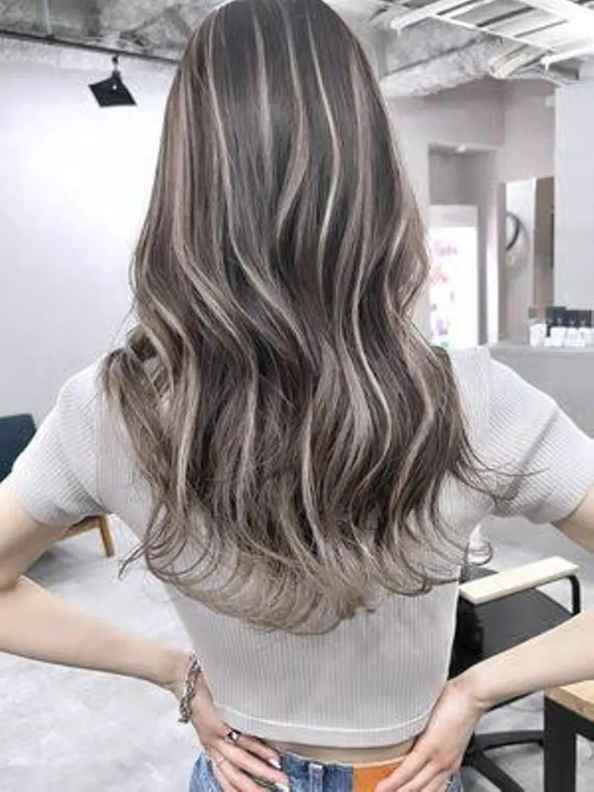 カラー 松永 かずきのヘアスタイル