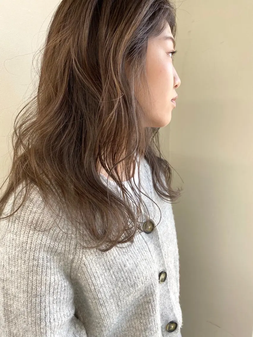 セミロング ハイライト 小澤大輔 YOLO hairのヘアスタイル