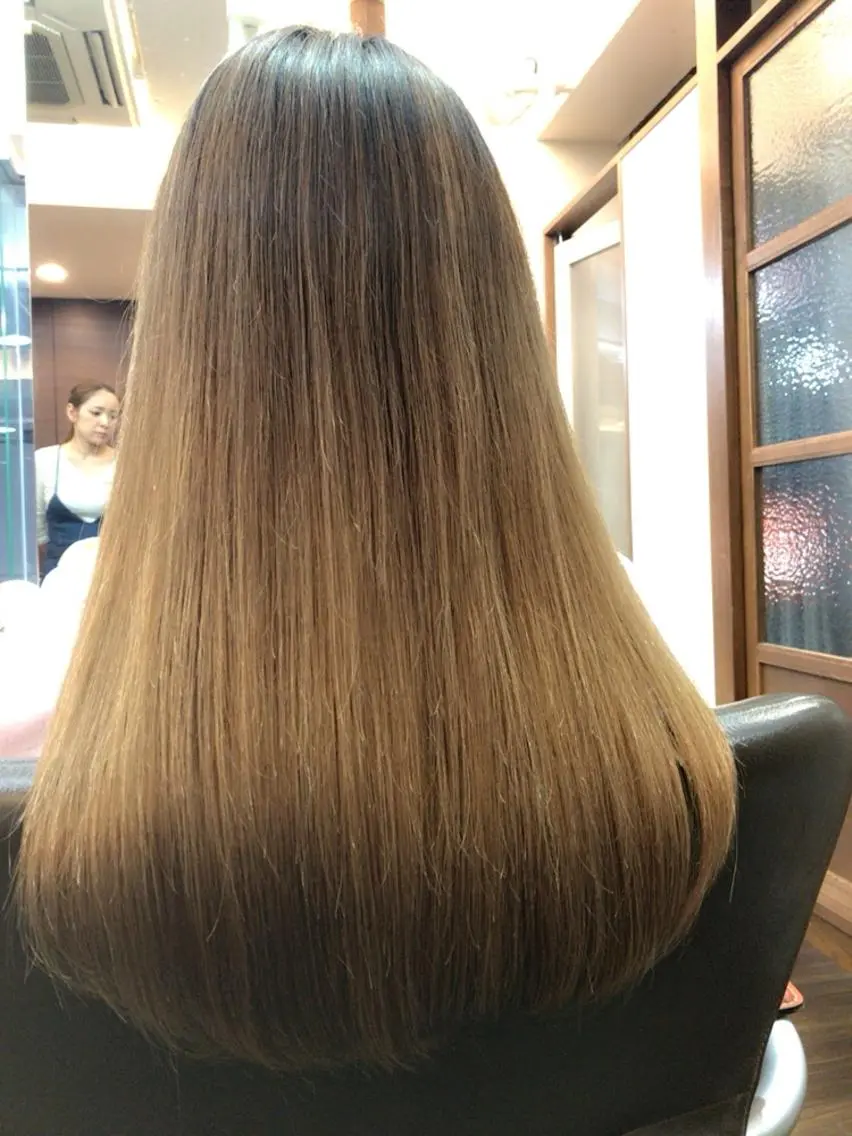 セミロング 西川 佑樹のヘアスタイル