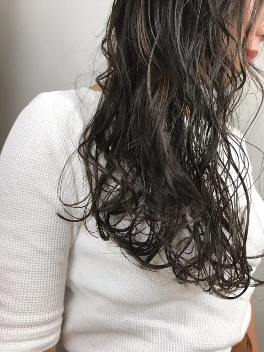 ロング カラー カット ヘアカラー トリートメント BROCANTE立川 karasawa.nのヘアスタイル