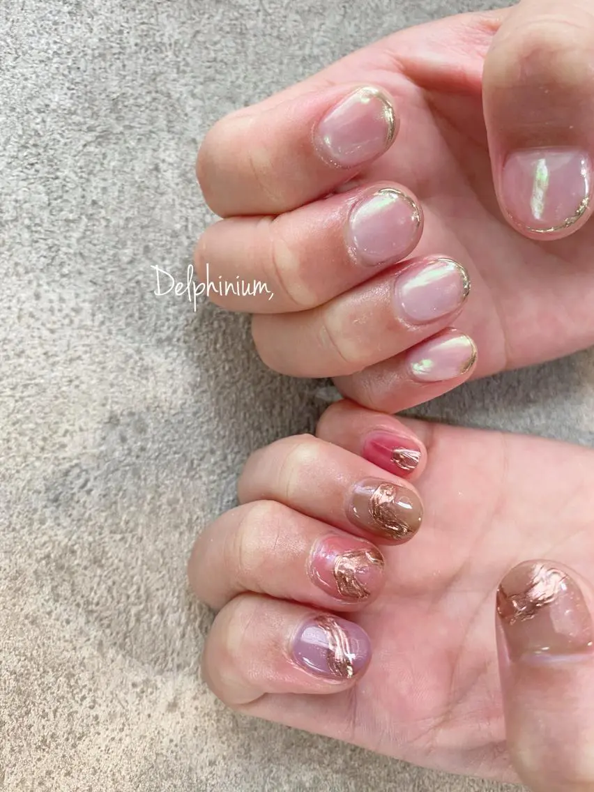 ネイル オーロラネイル ニュアンスネイル ハンドネイル 岡本 友恵のネイルデザイン