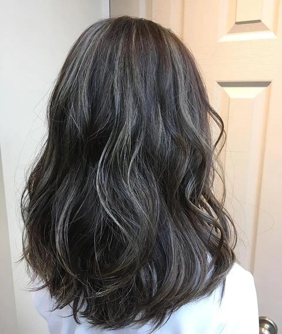 ロング カラー パーマ ヘアアレンジ メンズ キッズ ネイル マツエク・マツパ 【サンバイエム】 公式のエステ・リラクイメージ