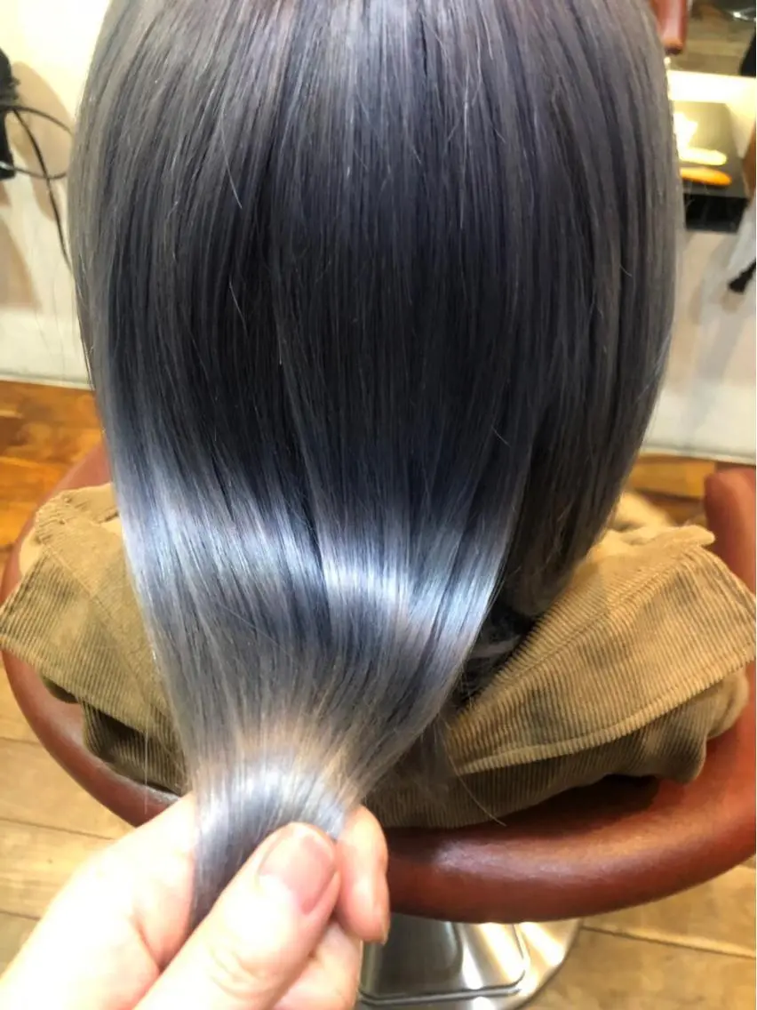 セミロング カラー 🌼こやま かおり🌼のヘアスタイル
