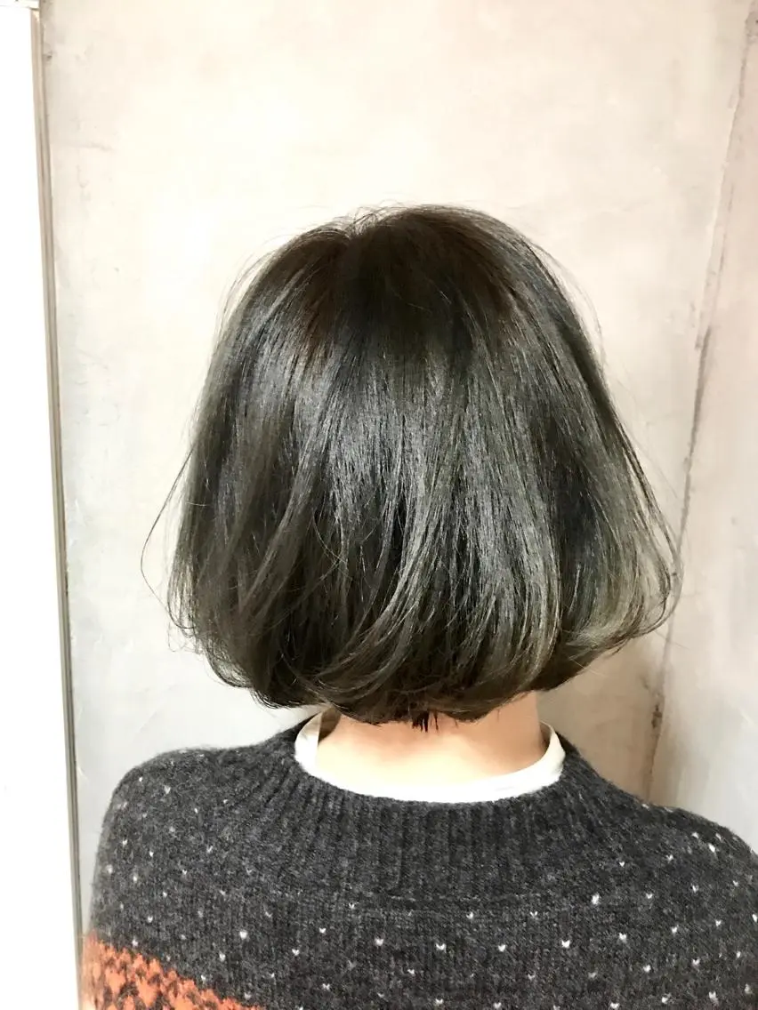 ショート ボブ カット ヘアカラー トリートメント 新井 広樹のヘアスタイル
