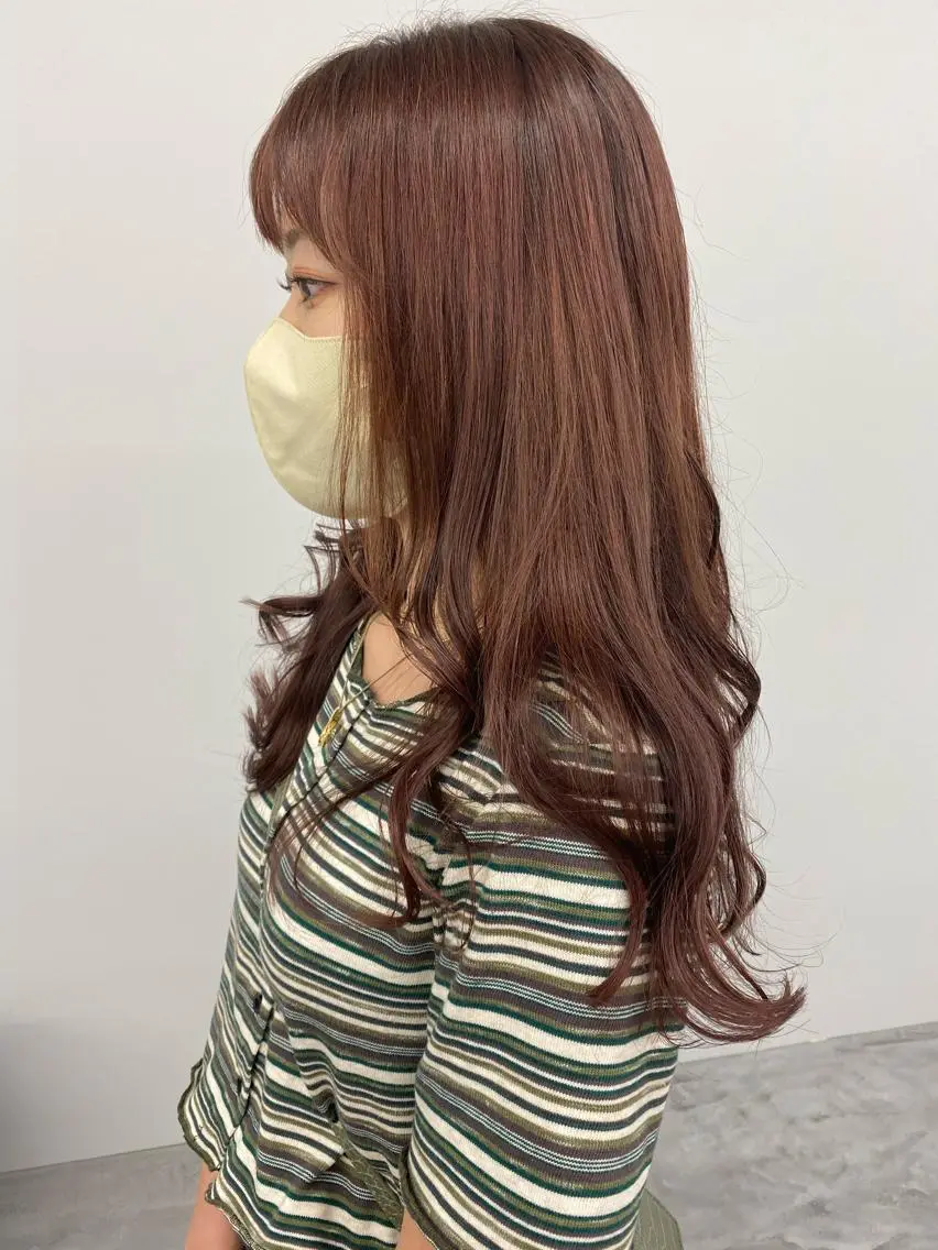 ロング カラー ブラウンカラー ピンクカラー ピンクブラウン 寒河江 友花のヘアスタイル