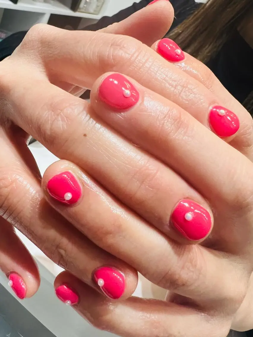 ネイル ジェルネイル ワンカラーネイル ピンク bijou nails　蓮のネイルデザイン
