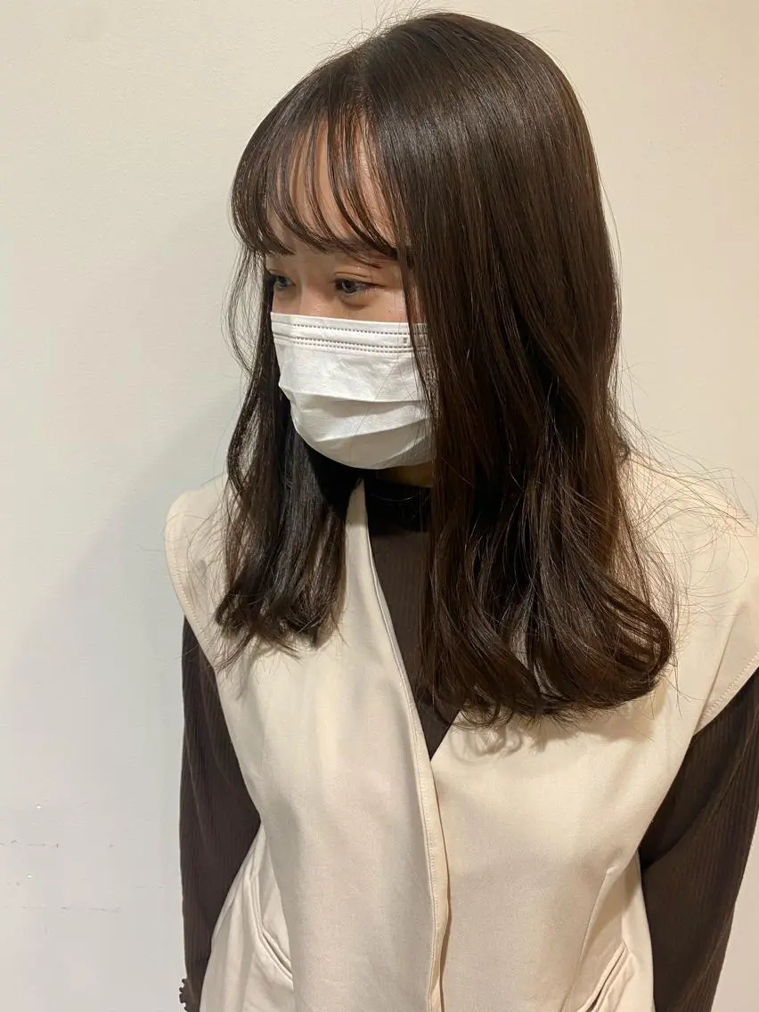 セミロング カラー BLOCK hair makeのヘアスタイル