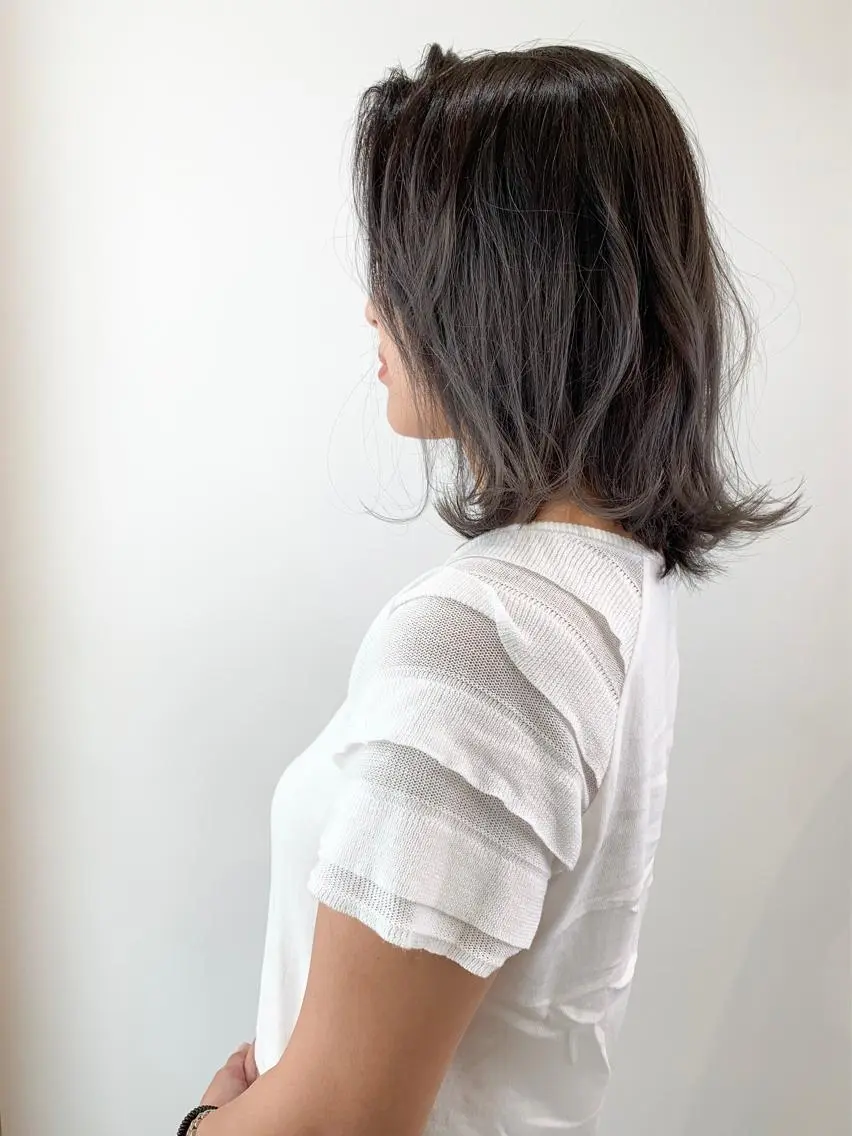 ミディアム カラー バレイヤージュ グレージュ レイヤーカット 髪質改善特化 サロン✨代表HIROのヘアスタイル