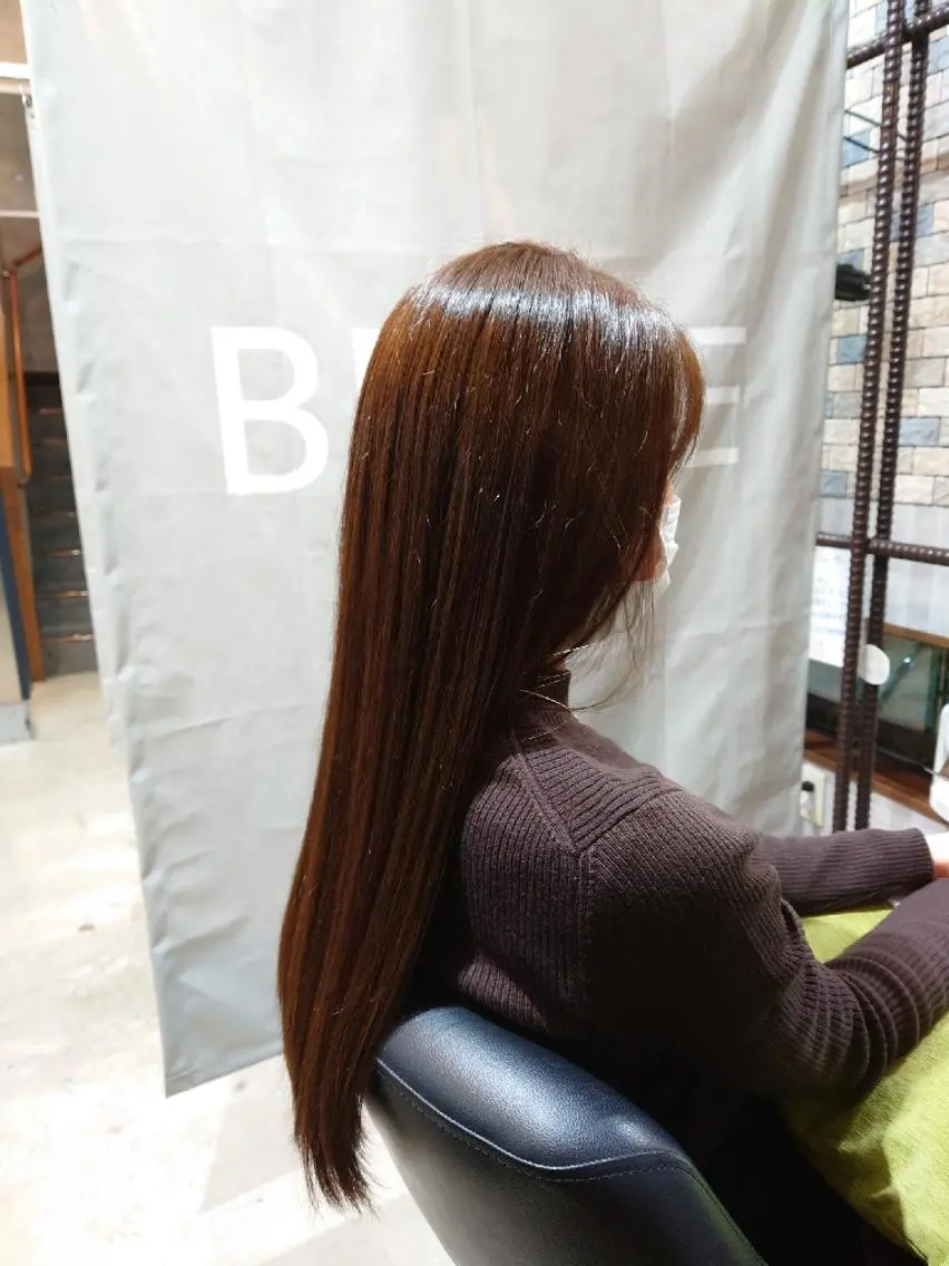 ロング カラー 浅野  勇貴のヘアスタイル