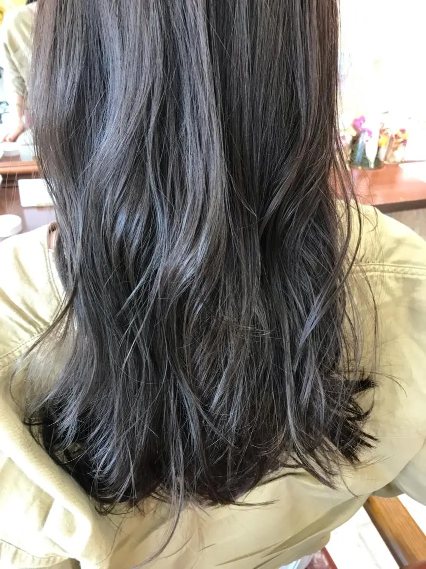 ロング アッシュ カット ヘアカラー トリートメント ayane⭐️ボブ・ ショート・パーマのヘアスタイル