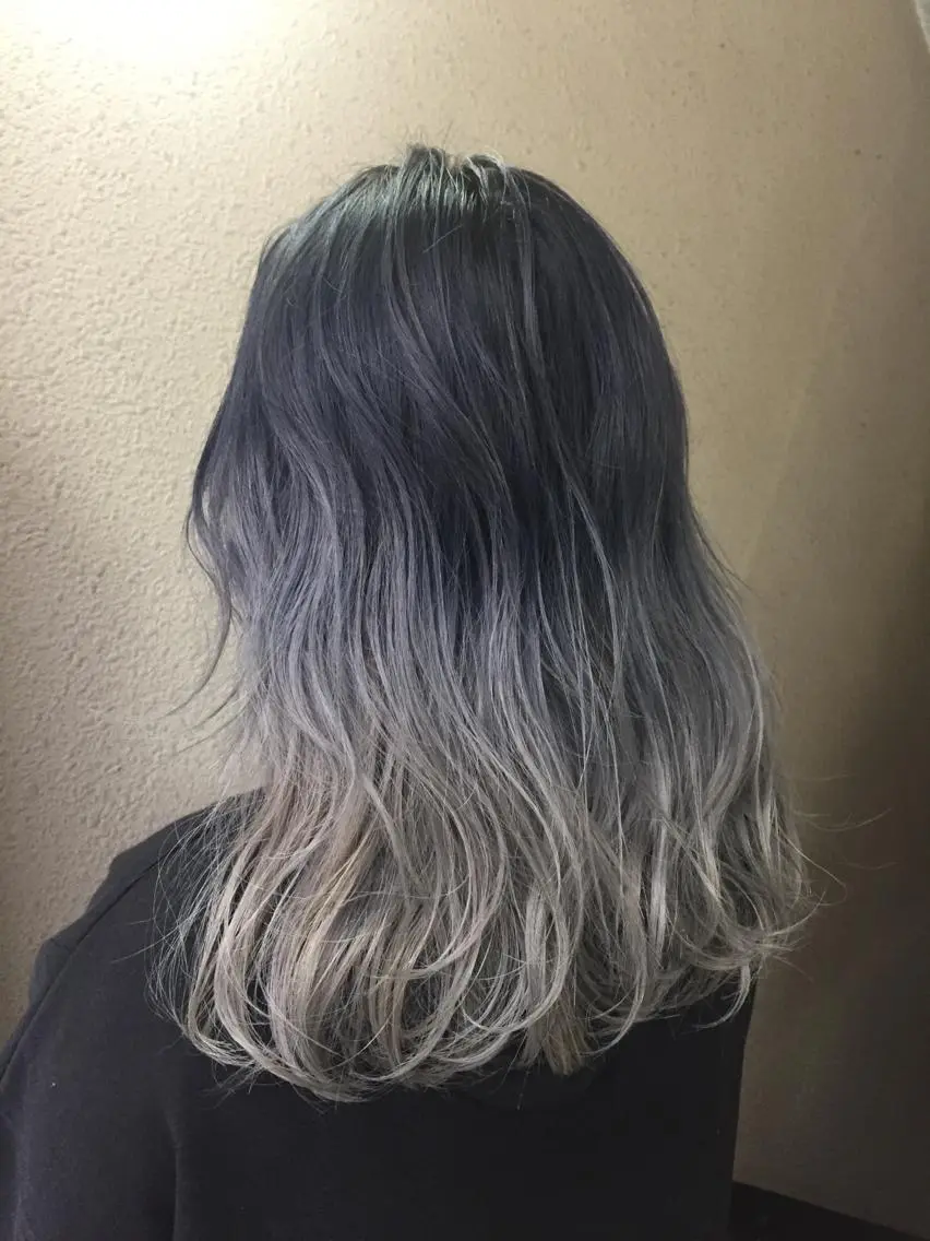セミロング カラー パーマ ヘアアレンジ メンズ キッズ ネイル マツエク・マツパ メンズブリーチ ブリーチ グラデーションカラー グラデーション 新宿/髪質改善/ 美髪矯正✨浅江通友のヘアスタイル