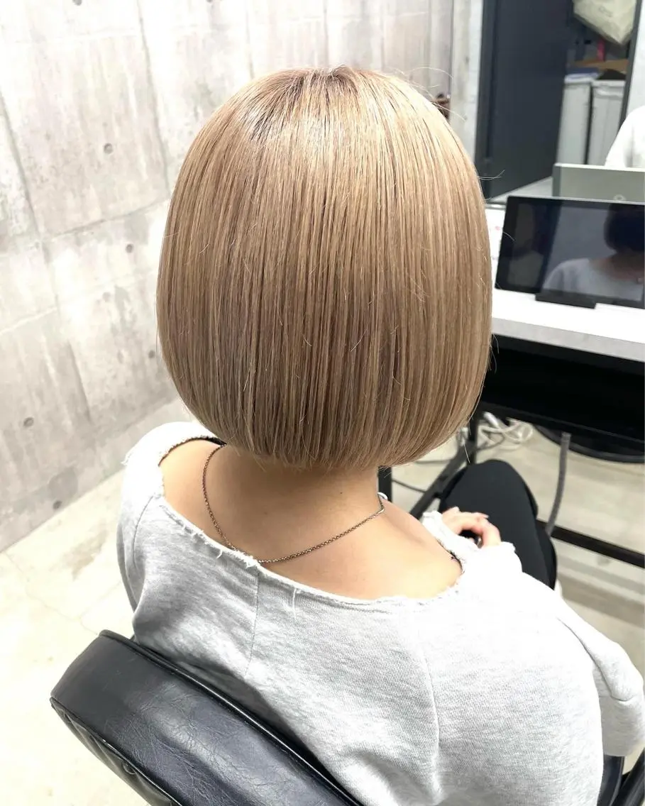 ショート カラー ブロンド ボブ ヘアカラー LUXBE LUCE ひなののヘアスタイル