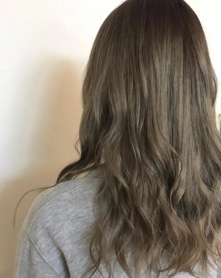 ロング カラー カット ヘアカラー MYA 🤍kanaのヘアスタイル