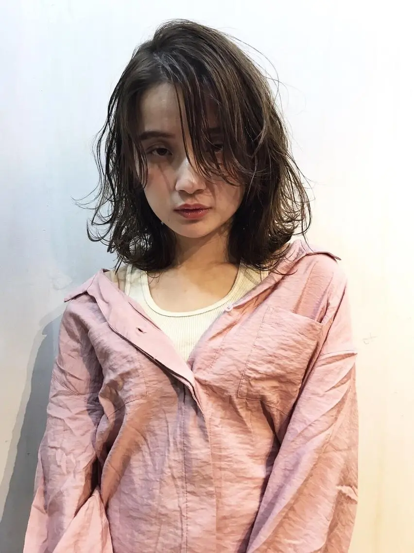 ミディアム カット ヘアカラー トリートメント 一ノ瀬 暁のヘアスタイル