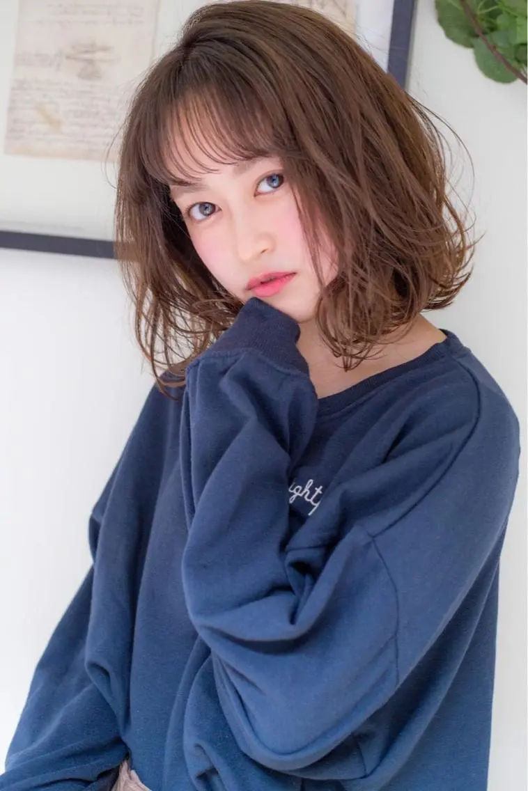 ミディアム カラー パーマ ヘアアレンジ ネイル マツエク・マツパ ヘアカラー トリートメント ヘアセット レイヤー＆カラー 人気美容師倉崎涼のヘアスタイル
