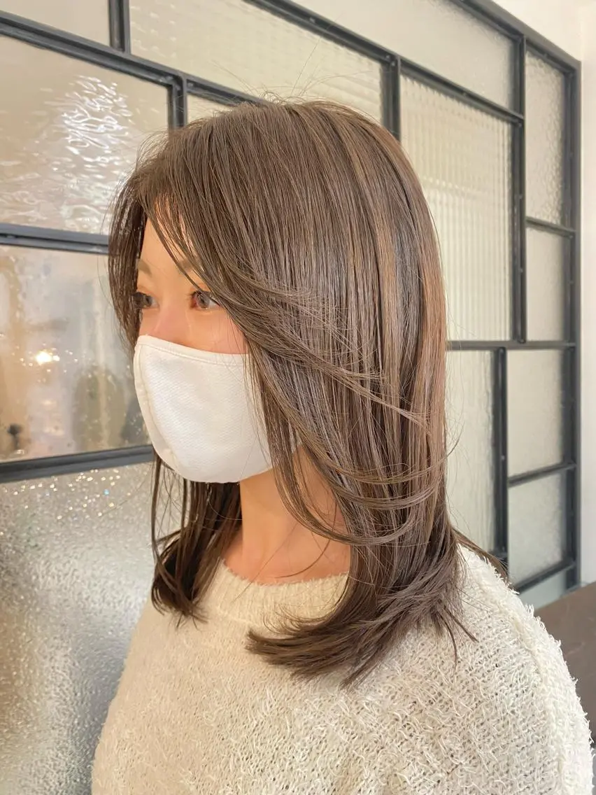 セミロング カラー カット ヘアカラー トリートメント 安永 涼のヘアスタイル