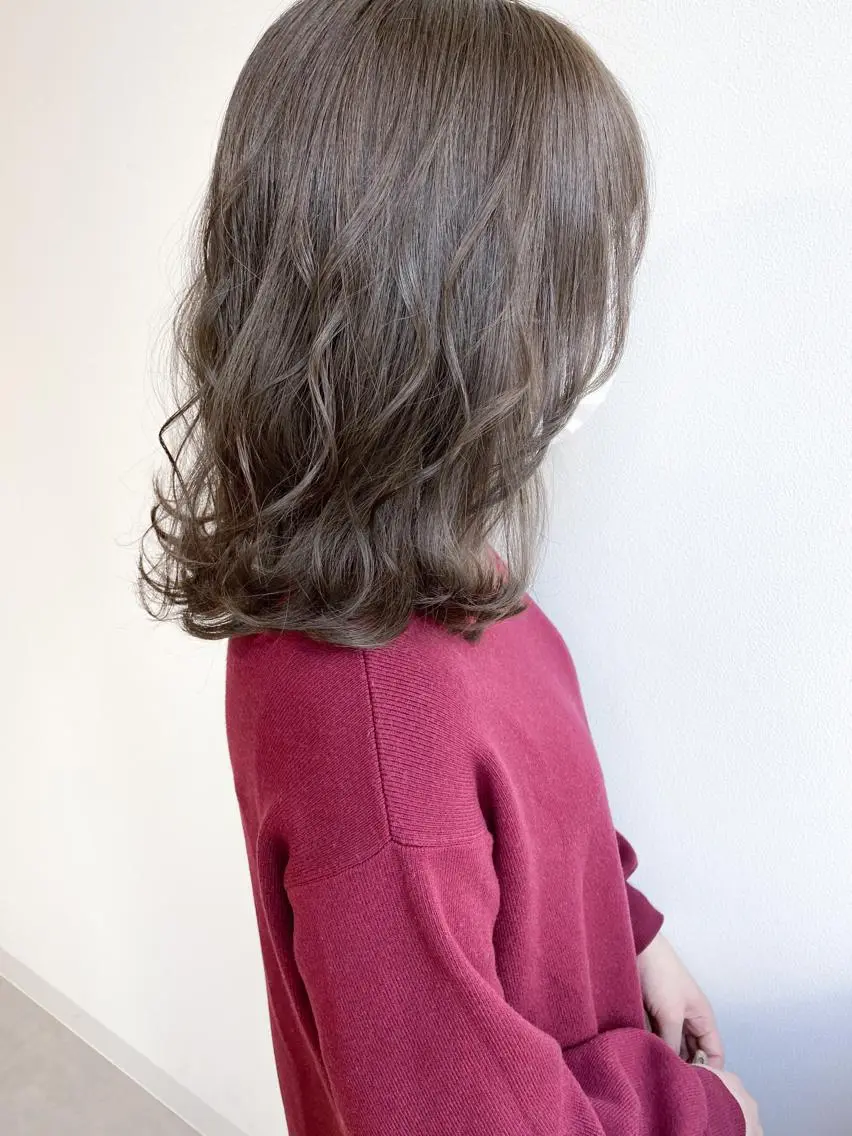 セミロング カラー アッシュ 透明感カラー オリーブアッシュ カット ヘアカラー トリートメント 丹羽 隼人/髪質改善 /韓国ヘア🇰🇷のヘアスタイル
