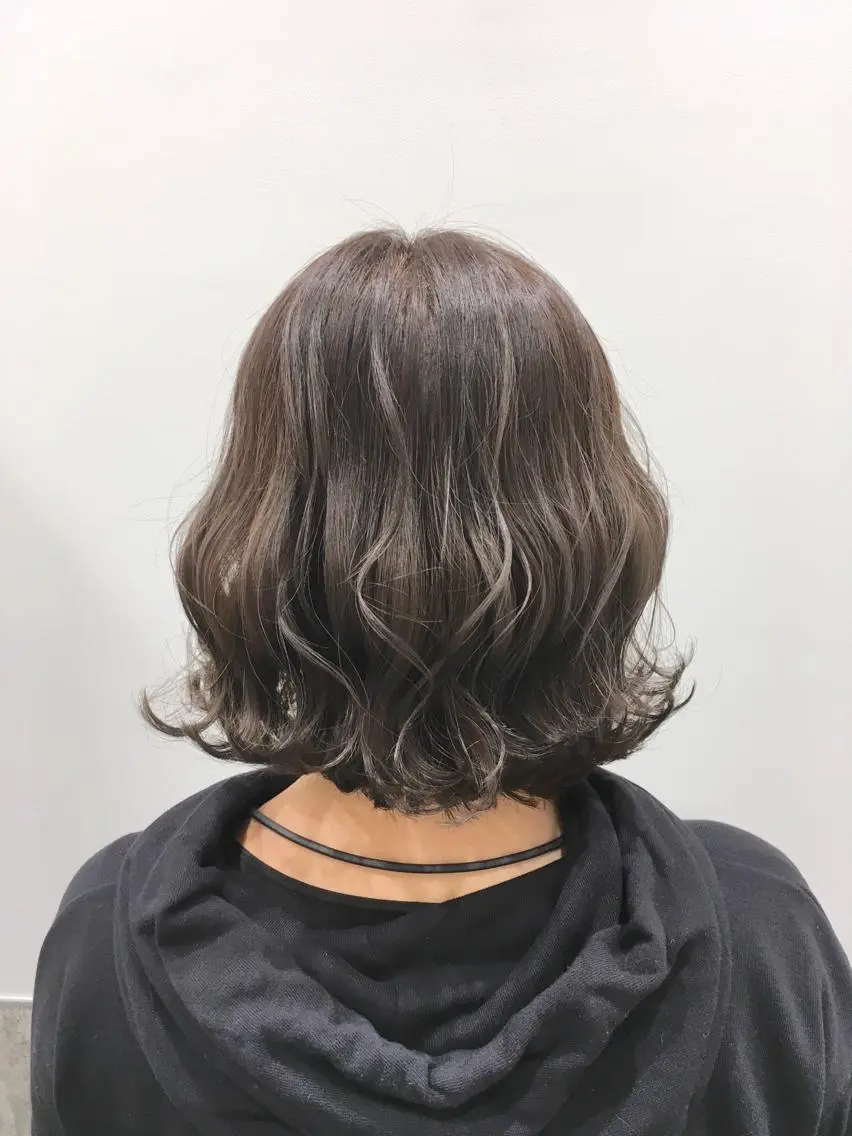 ショート カラー グレージュ ヘアカラー トリートメント ヘアセット yoshi ☆のヘアスタイル