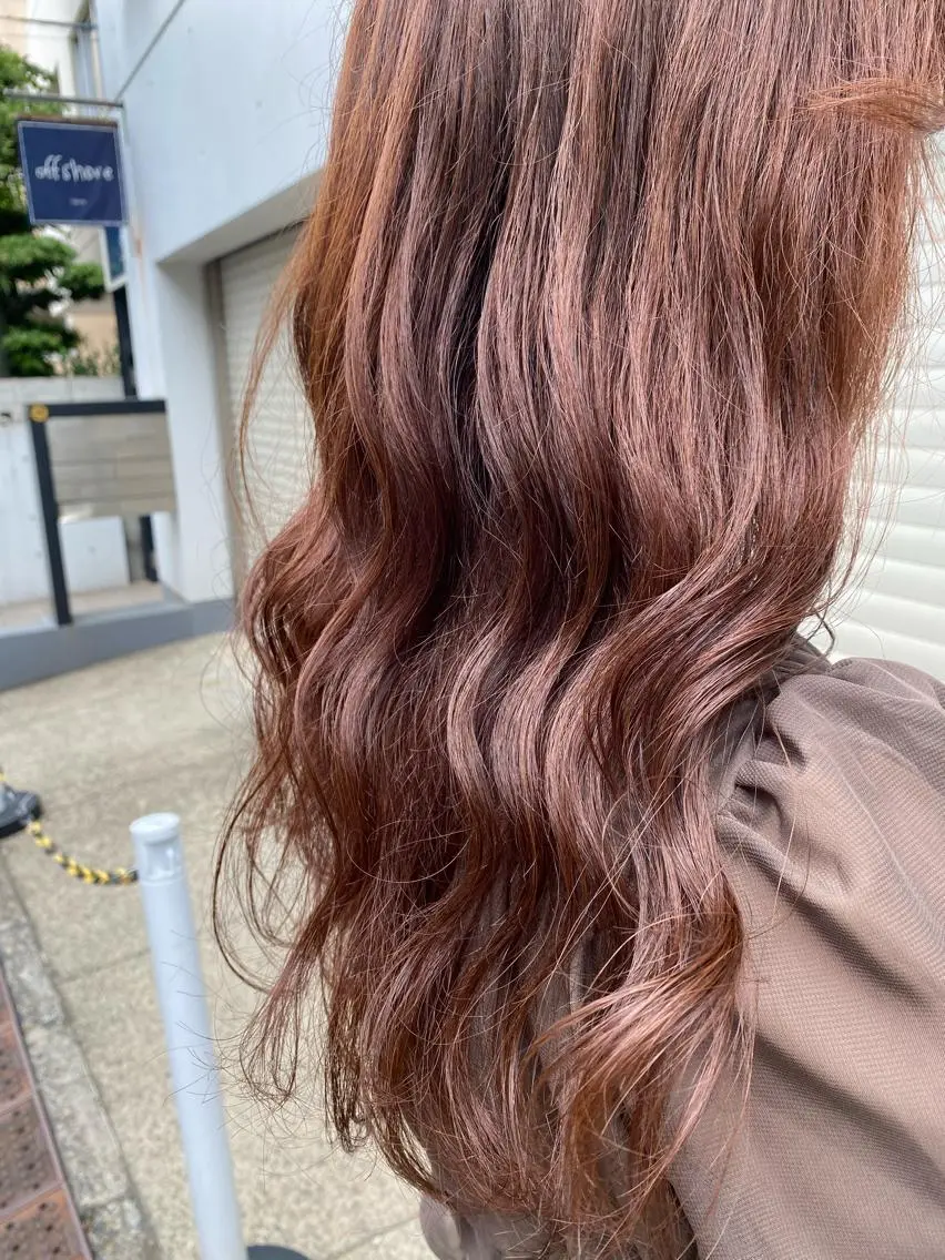 セミロング カラー パーマ ブラウンカラー ピンクカラー ピンクブラウン お任せヘア☘️☘️ 及川渚のヘアスタイル