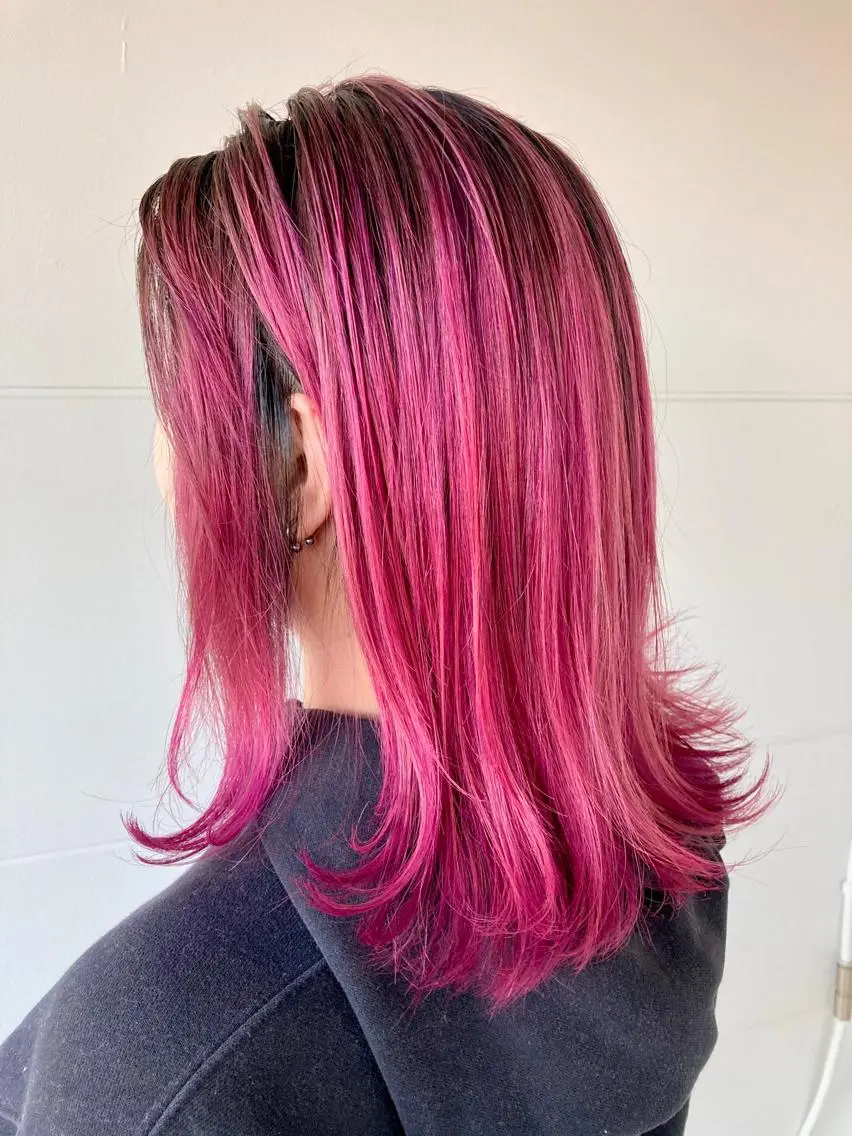 ミディアム タカツド ユウキのヘアスタイル