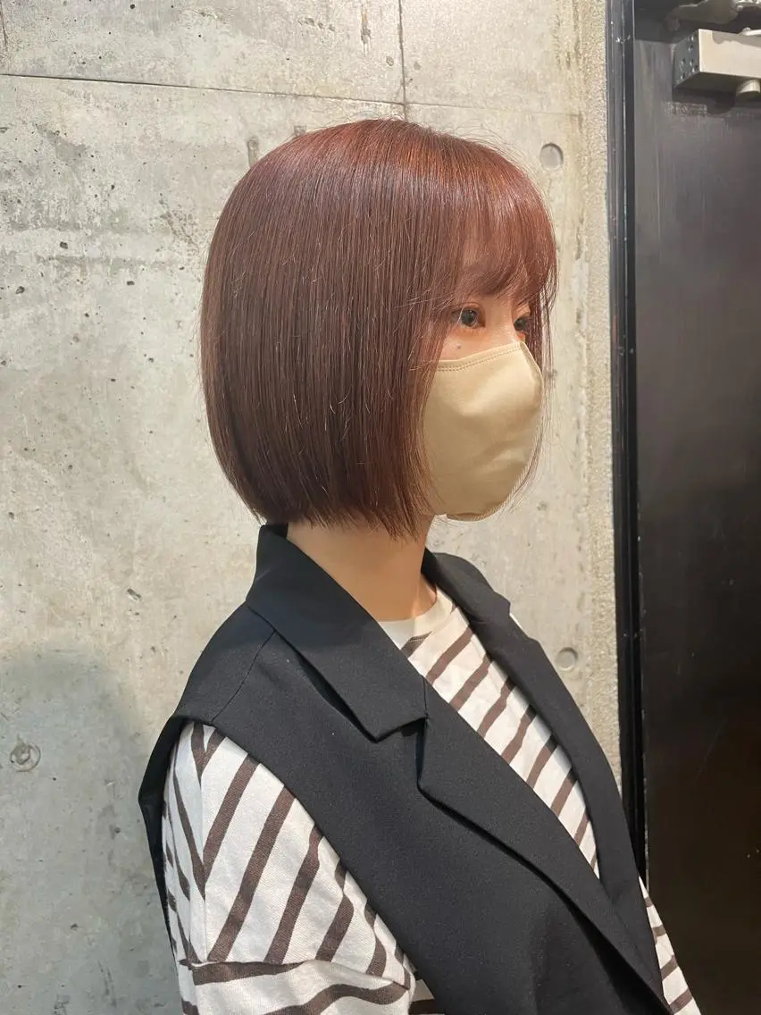 ショート カラー ベージュカラー ピンクカラー ピンクベージュ SHOTO ハイトー ン/ブロンドカラーのヘアスタイル
